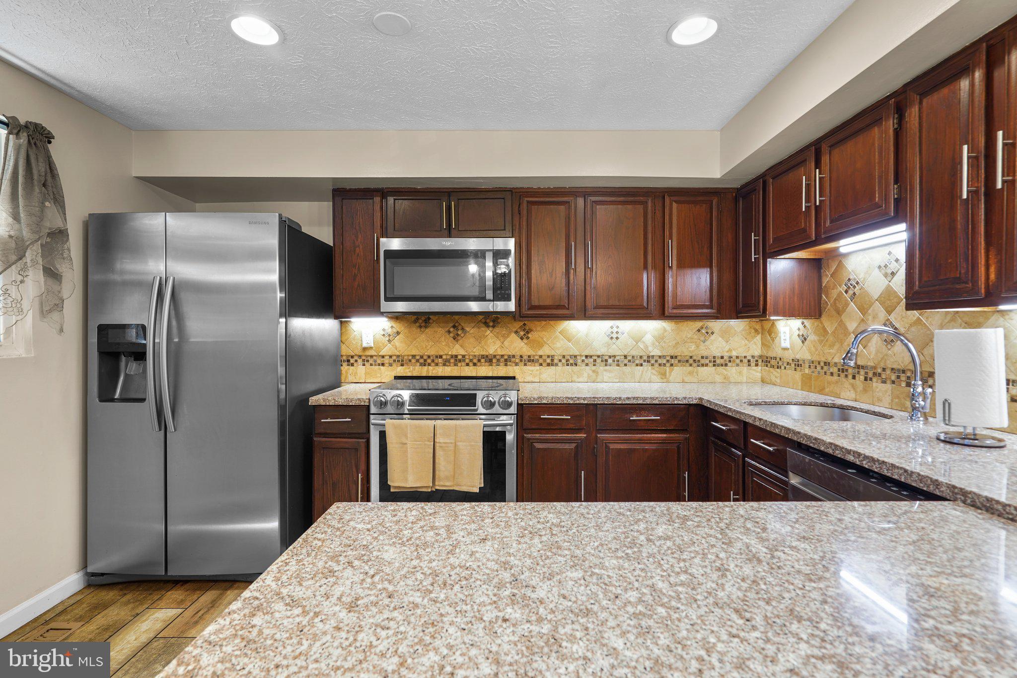 GUNNERS VIEW - Residential