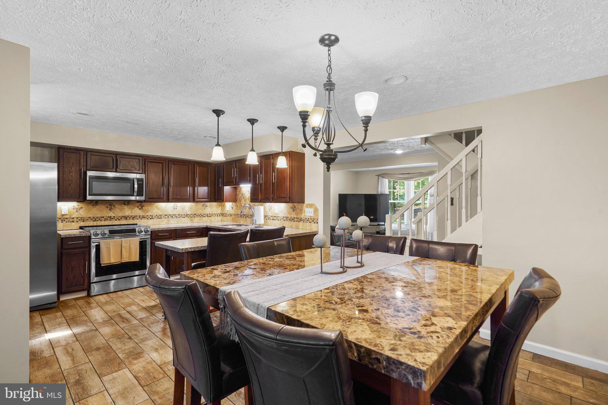 GUNNERS VIEW - Residential