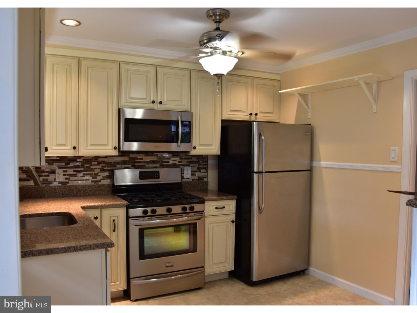 GLENSIDE - Residential