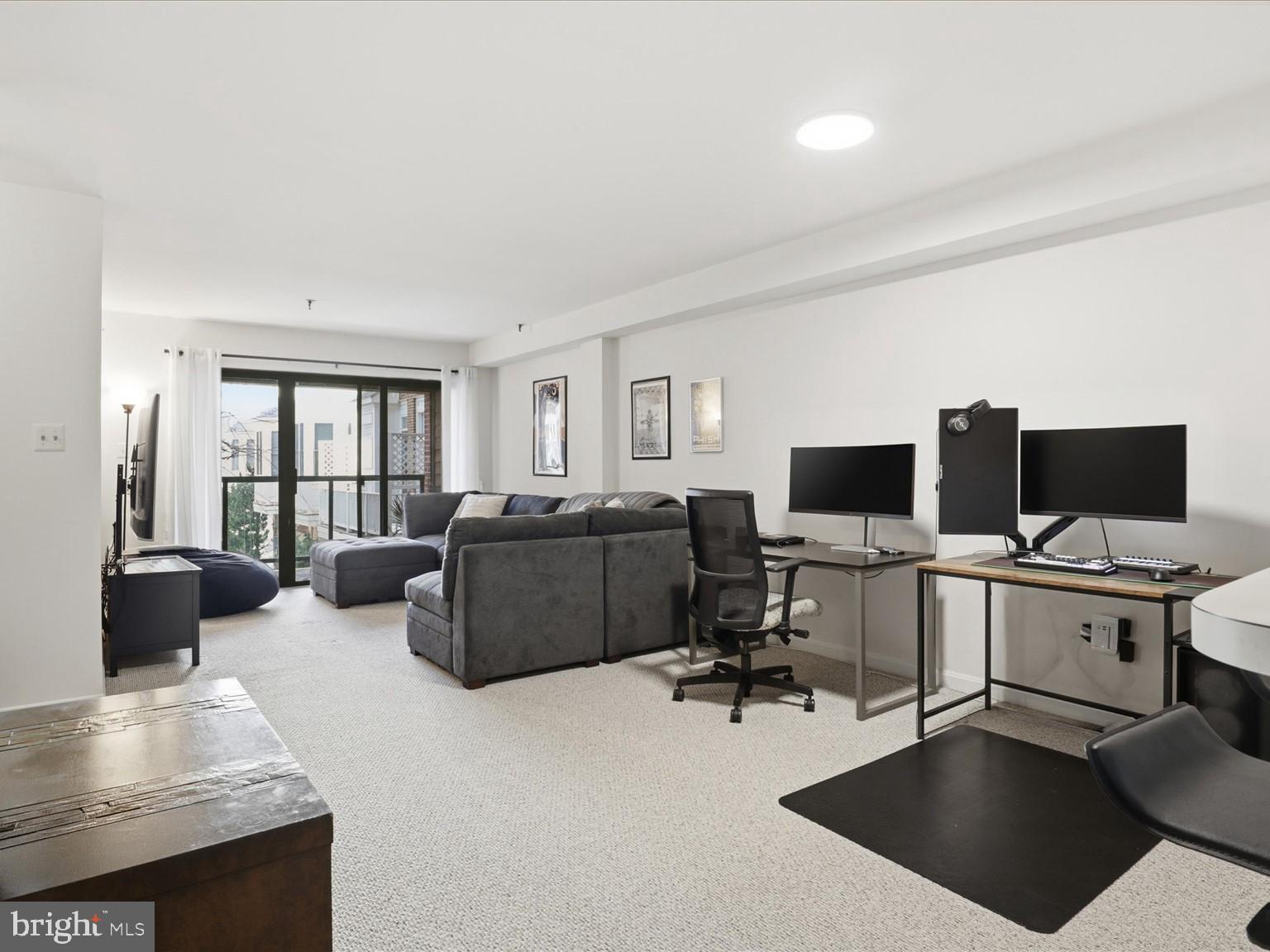 1029 N STUART STREET 206