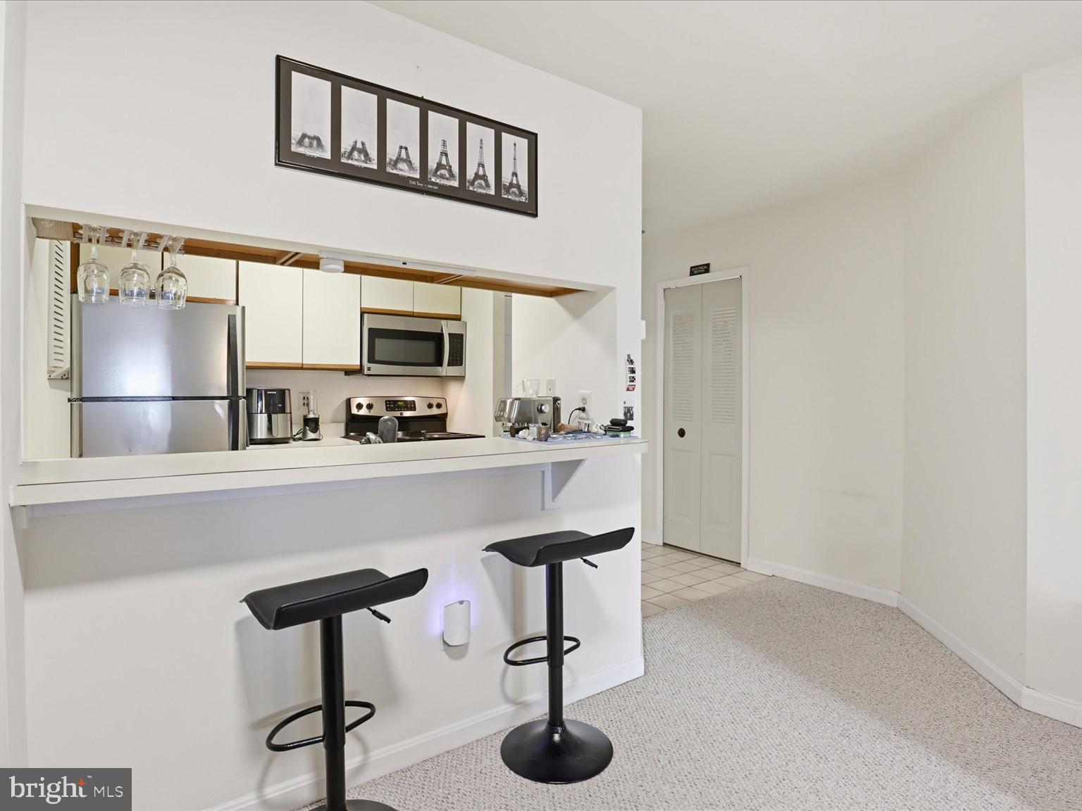 1029 N STUART STREET 206