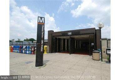 FOXCROFT COLONY - Residential Lease