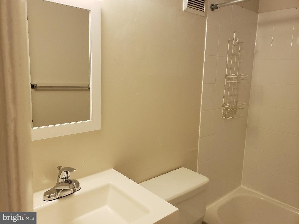 FOXCROFT COLONY - Residential Lease