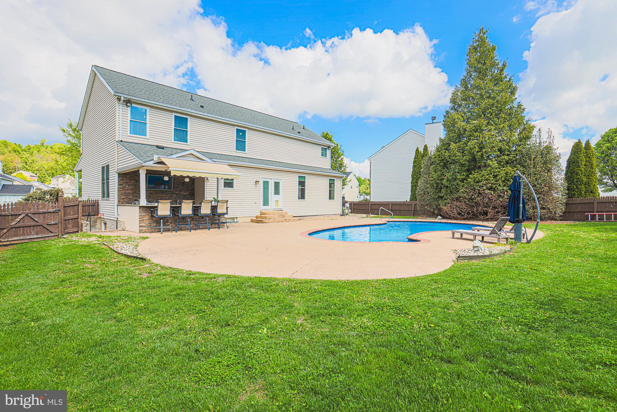 HALLIE HILL FARM - Residential