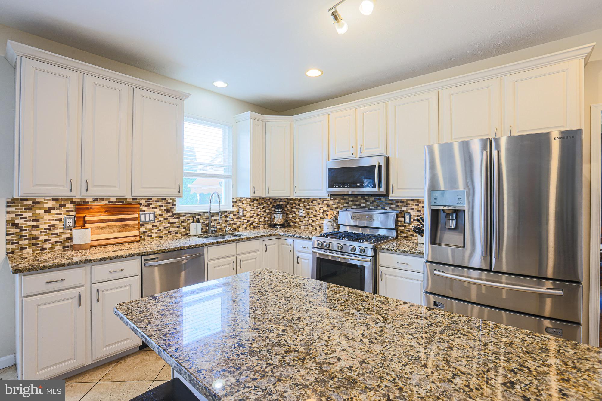 HALLIE HILL FARM - Residential