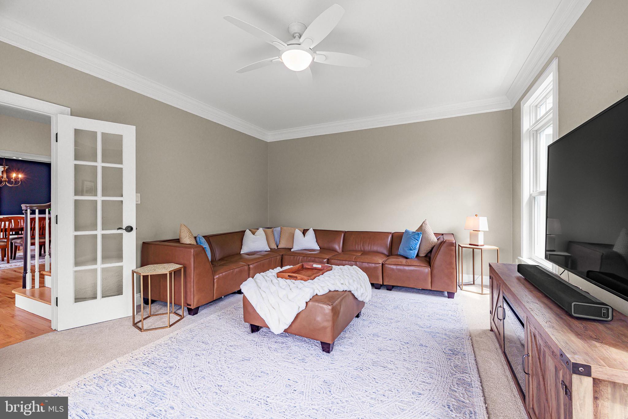 REGALWOOD - Residential