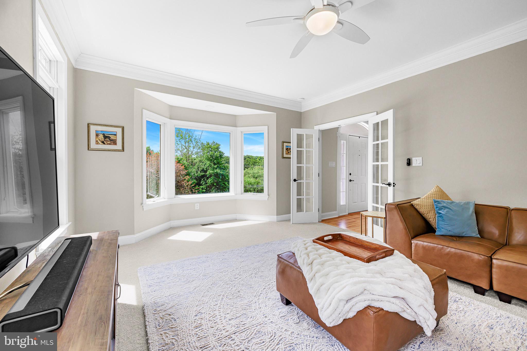 REGALWOOD - Residential