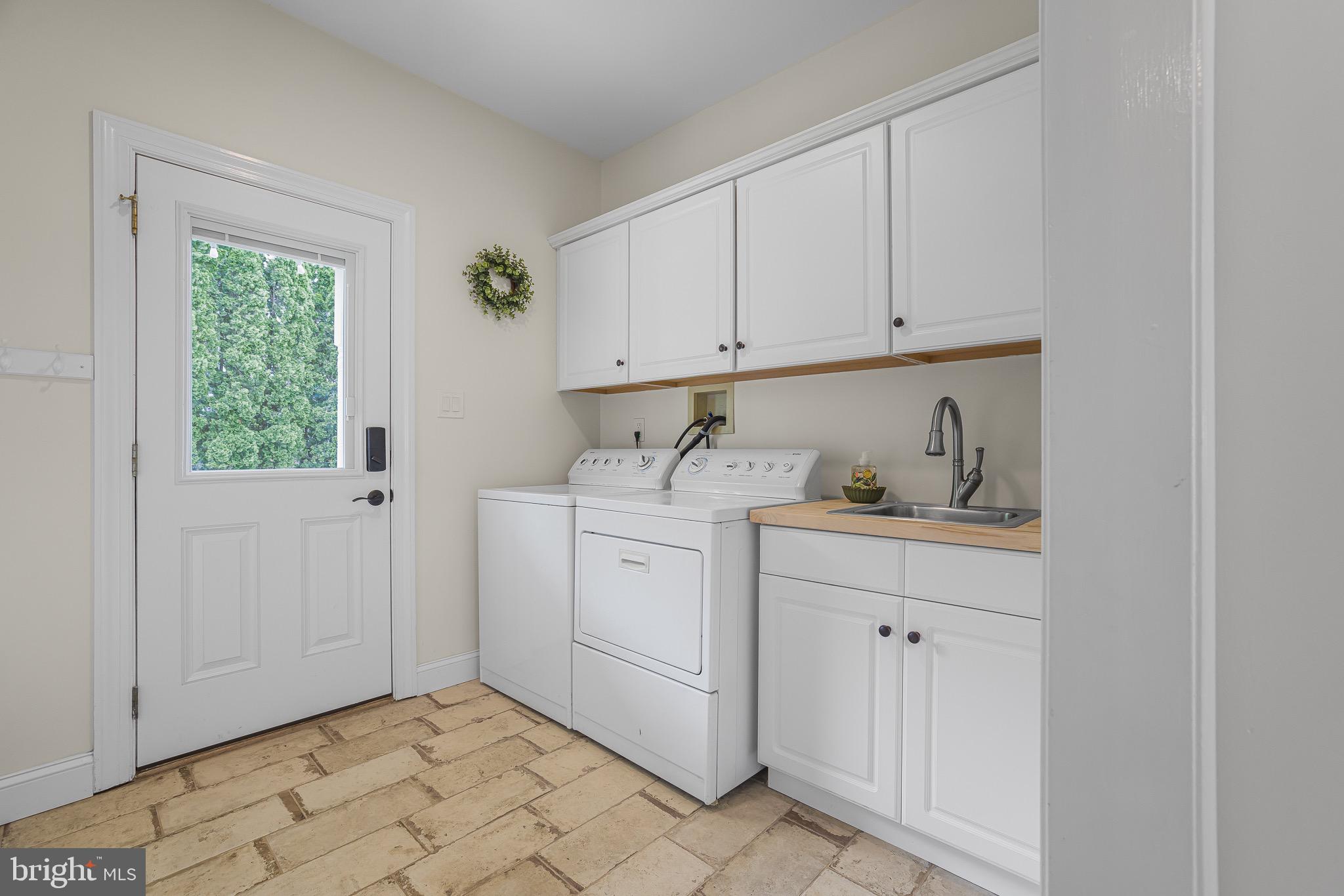 REGALWOOD - Residential