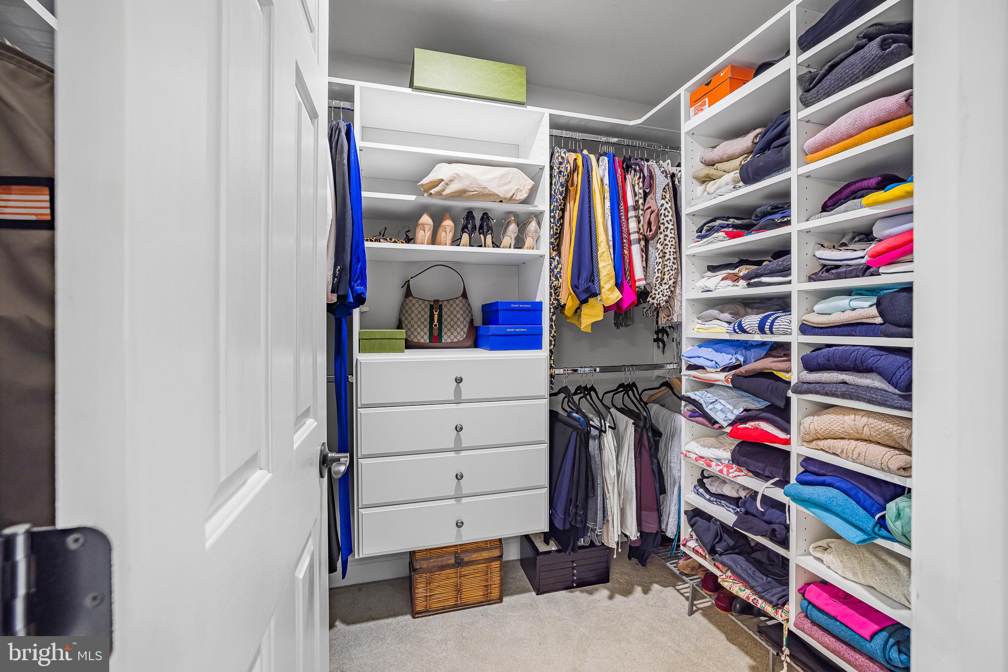 REGALWOOD - Residential