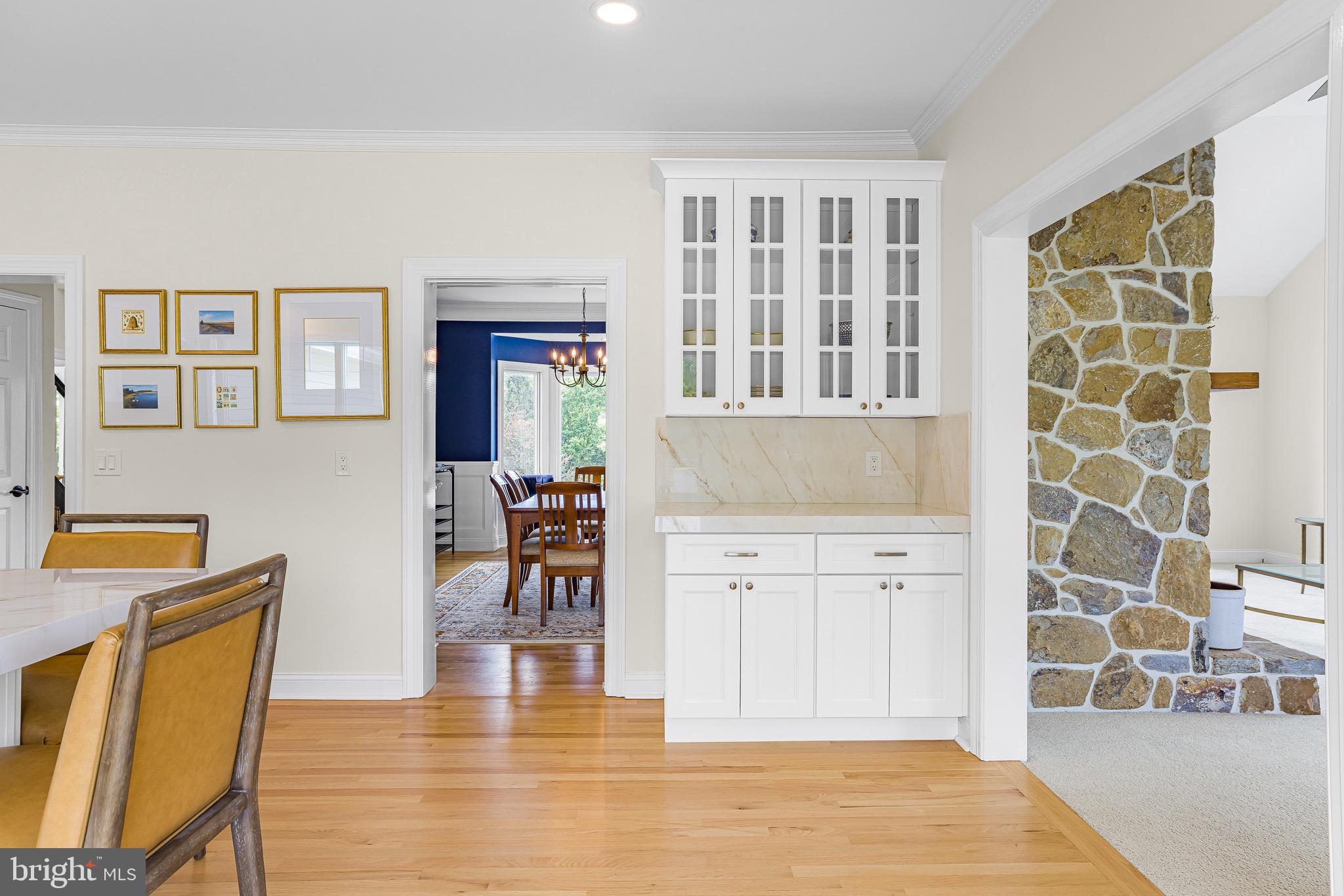 REGALWOOD - Residential