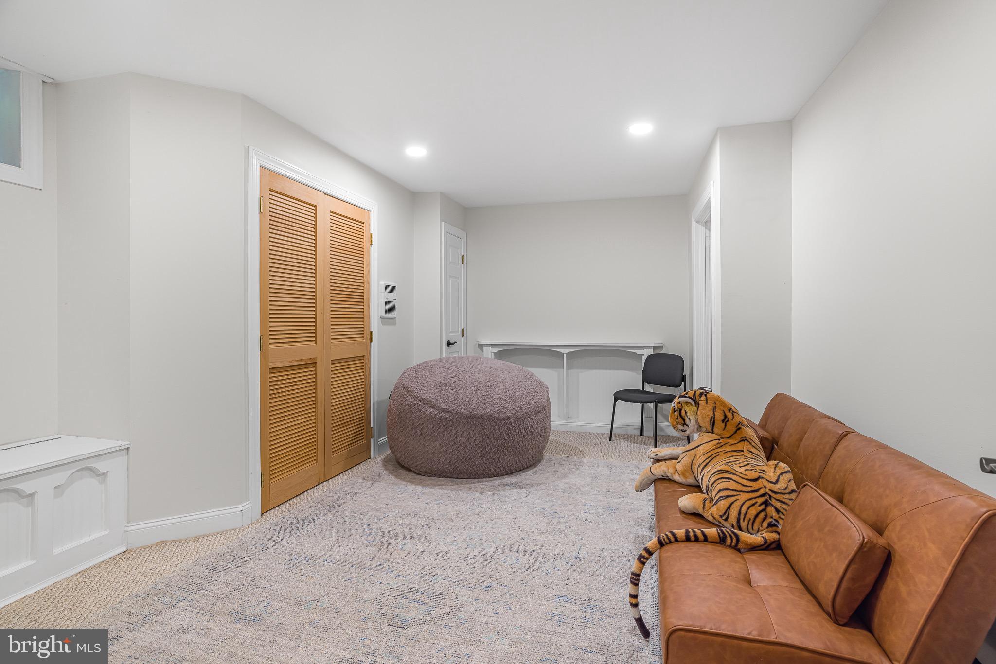 REGALWOOD - Residential