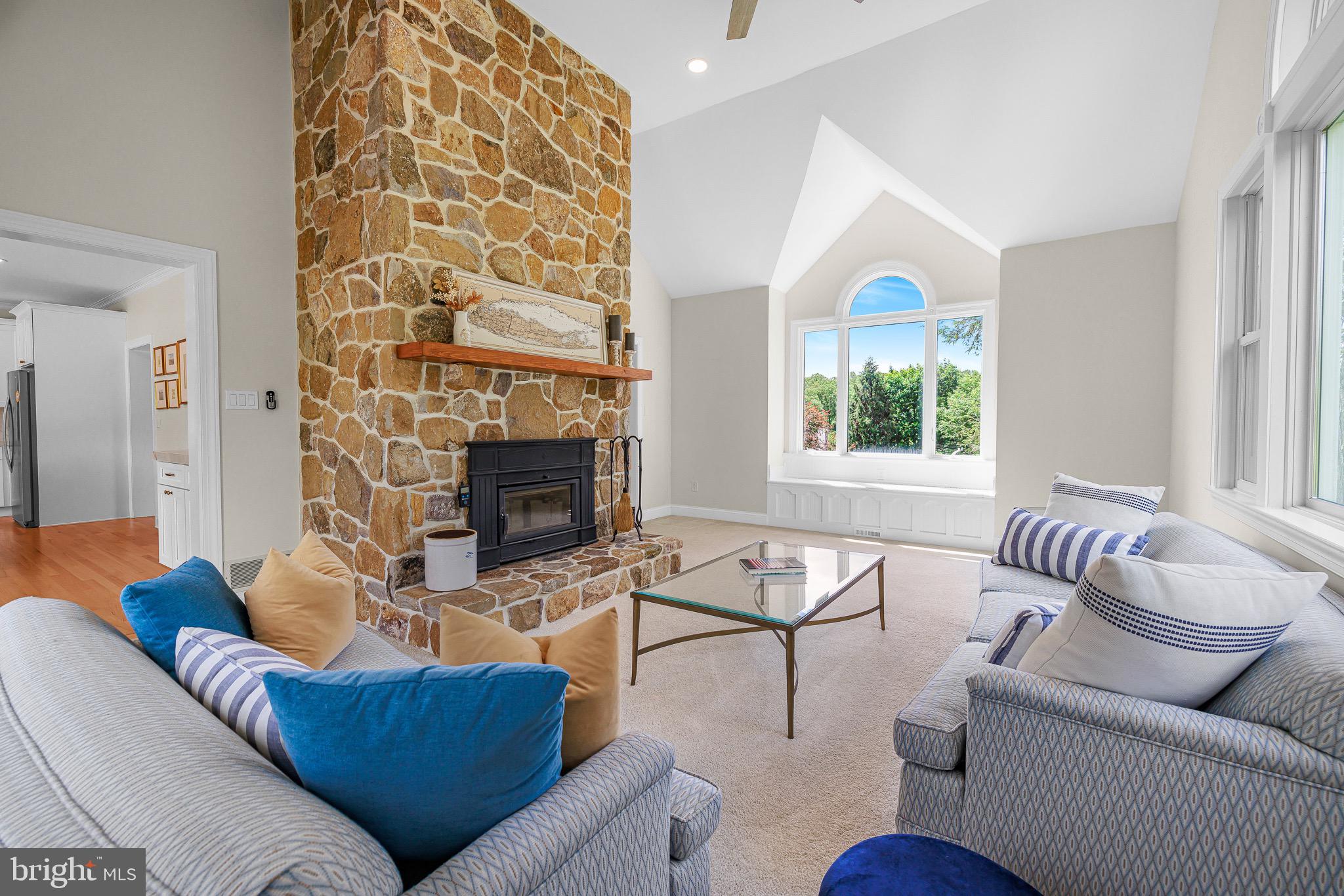 REGALWOOD - Residential