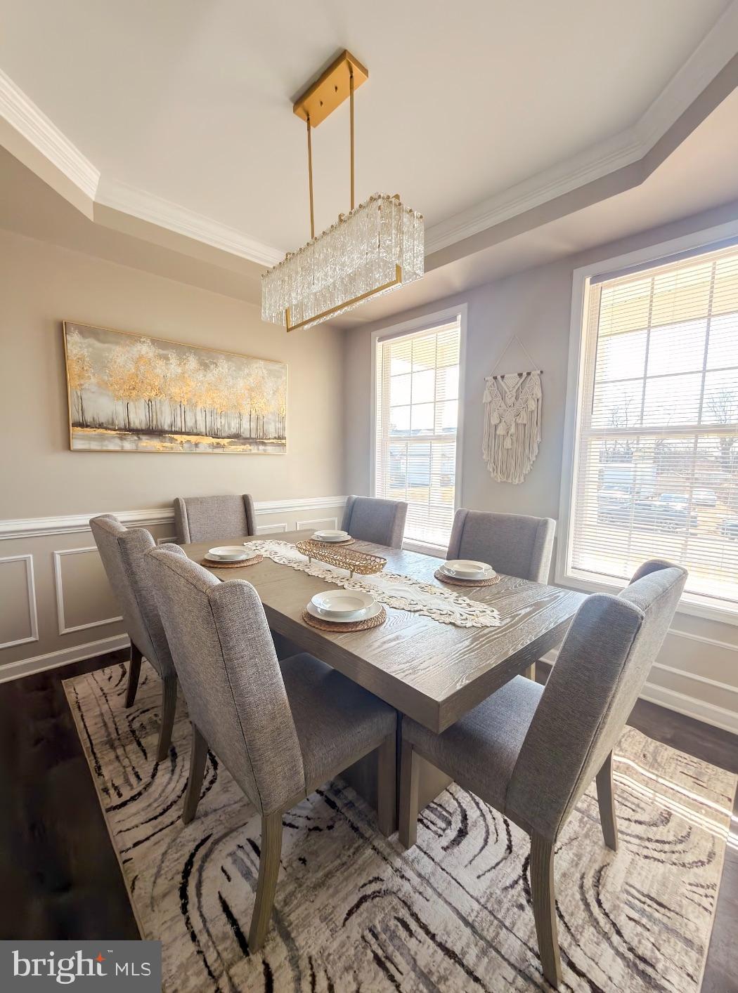 CRESTFIELD - Residential