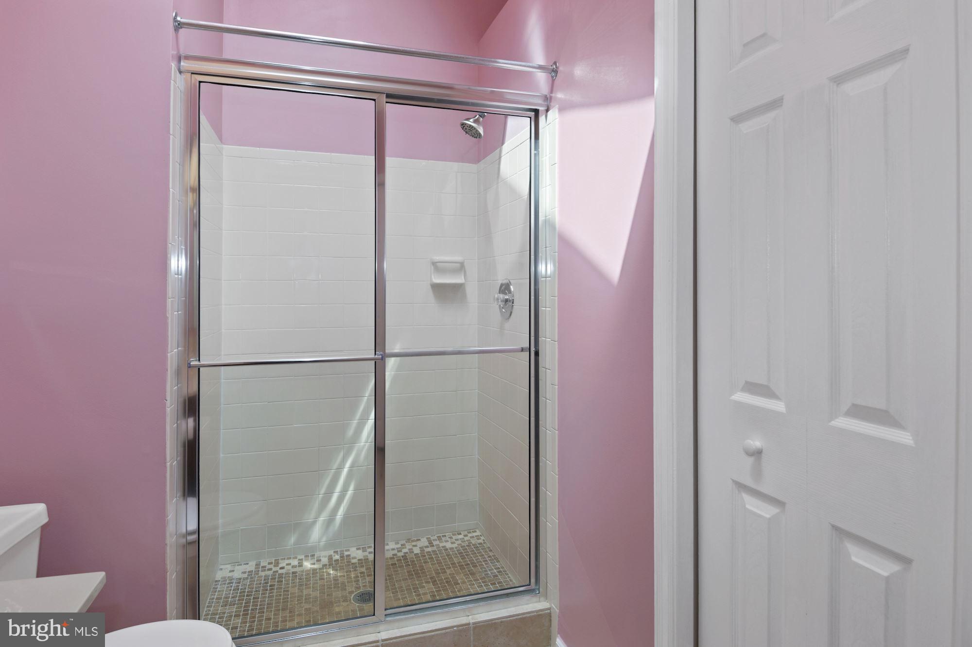 WORTHINGTON GLEN - Residential