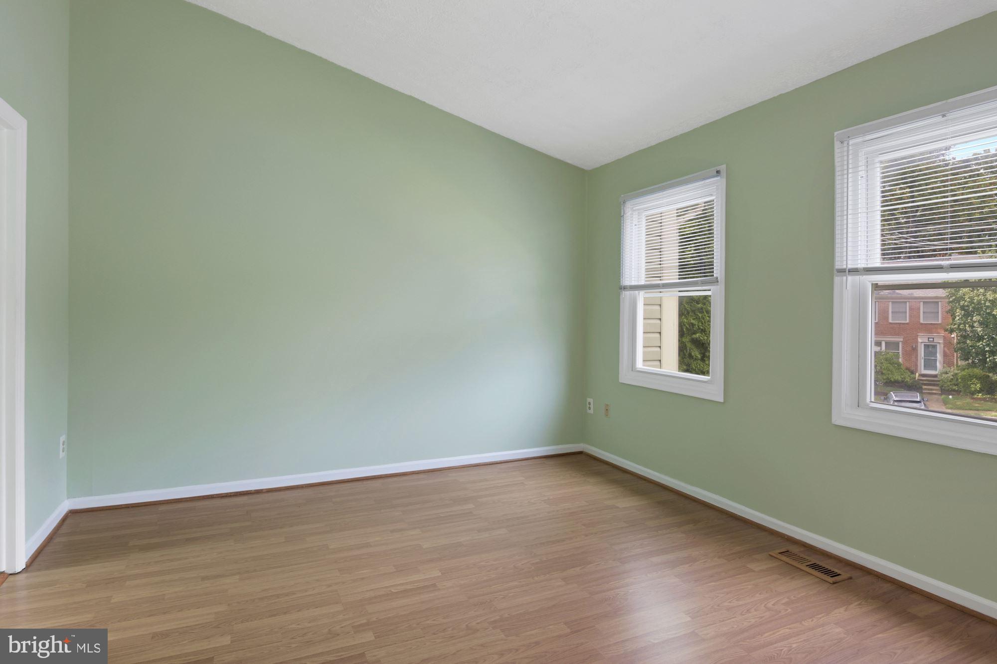 WORTHINGTON GLEN - Residential