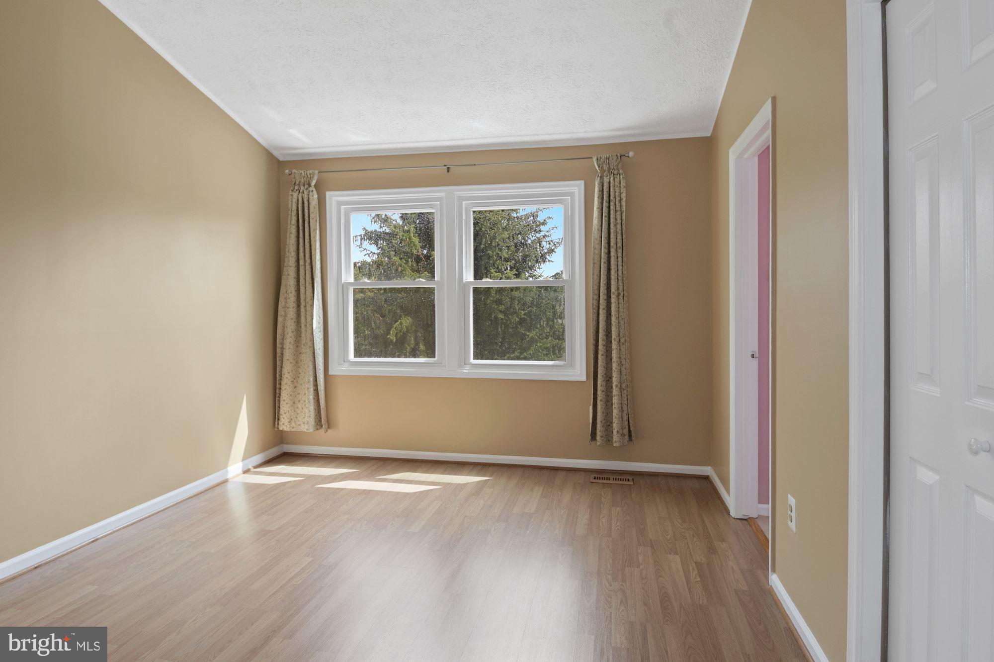 WORTHINGTON GLEN - Residential