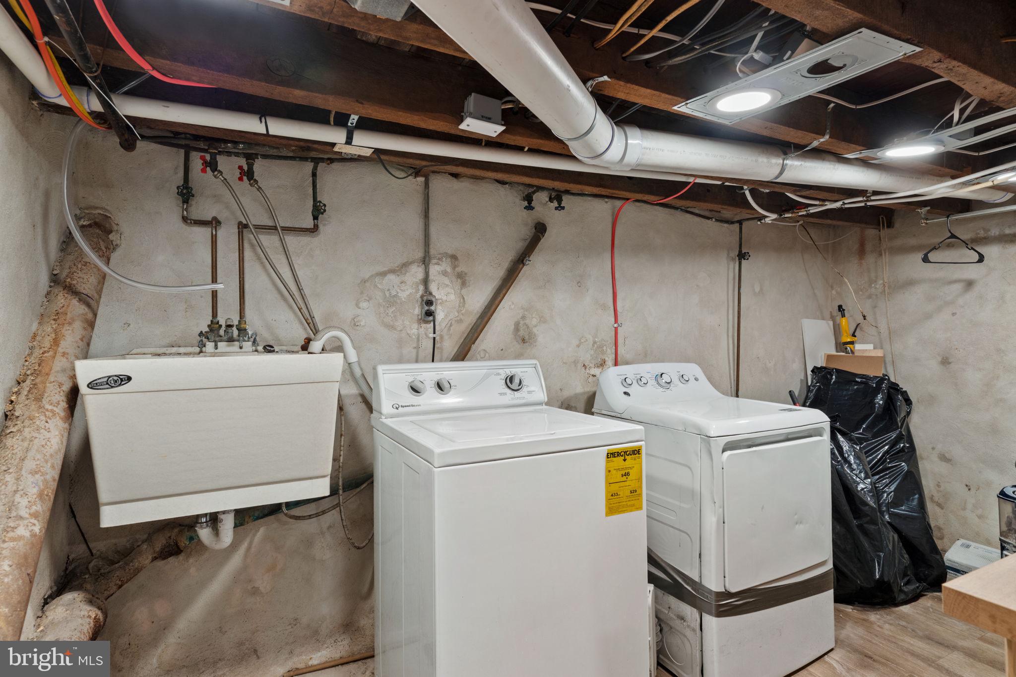 PASSYUNK SQUARE - Residential