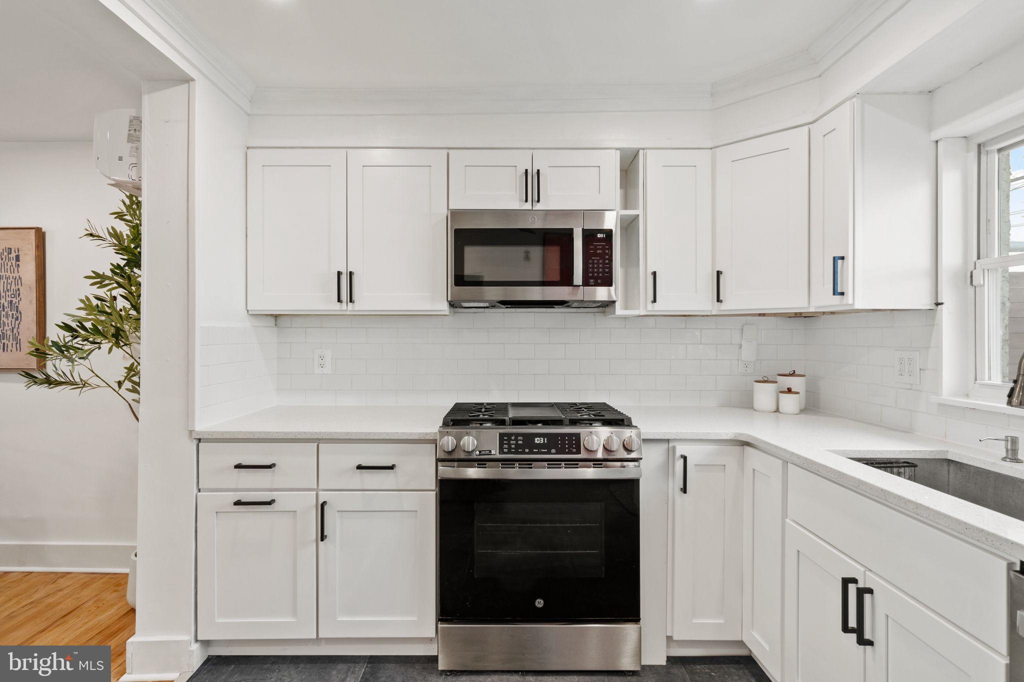 PASSYUNK SQUARE - Residential