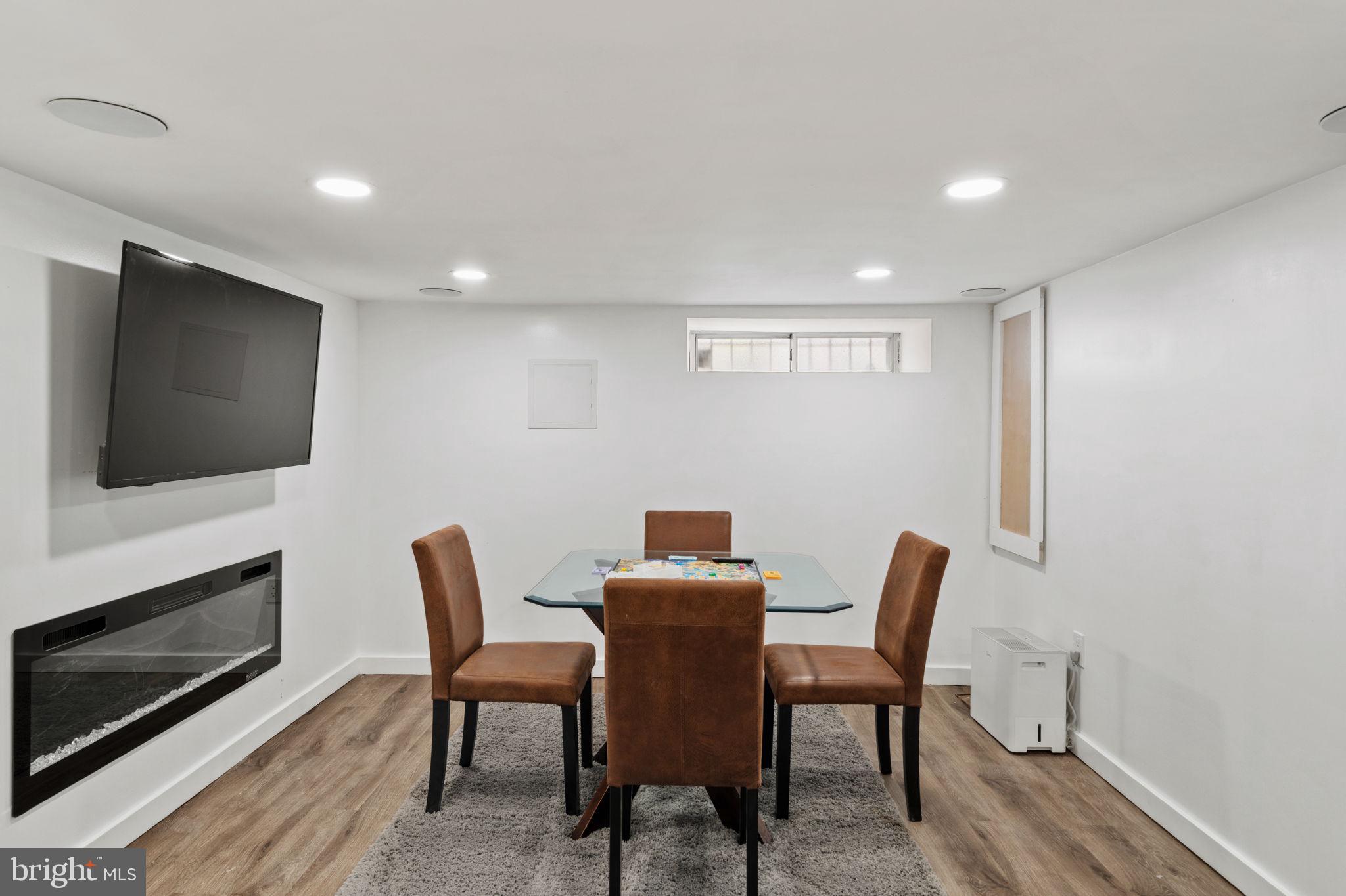 PASSYUNK SQUARE - Residential