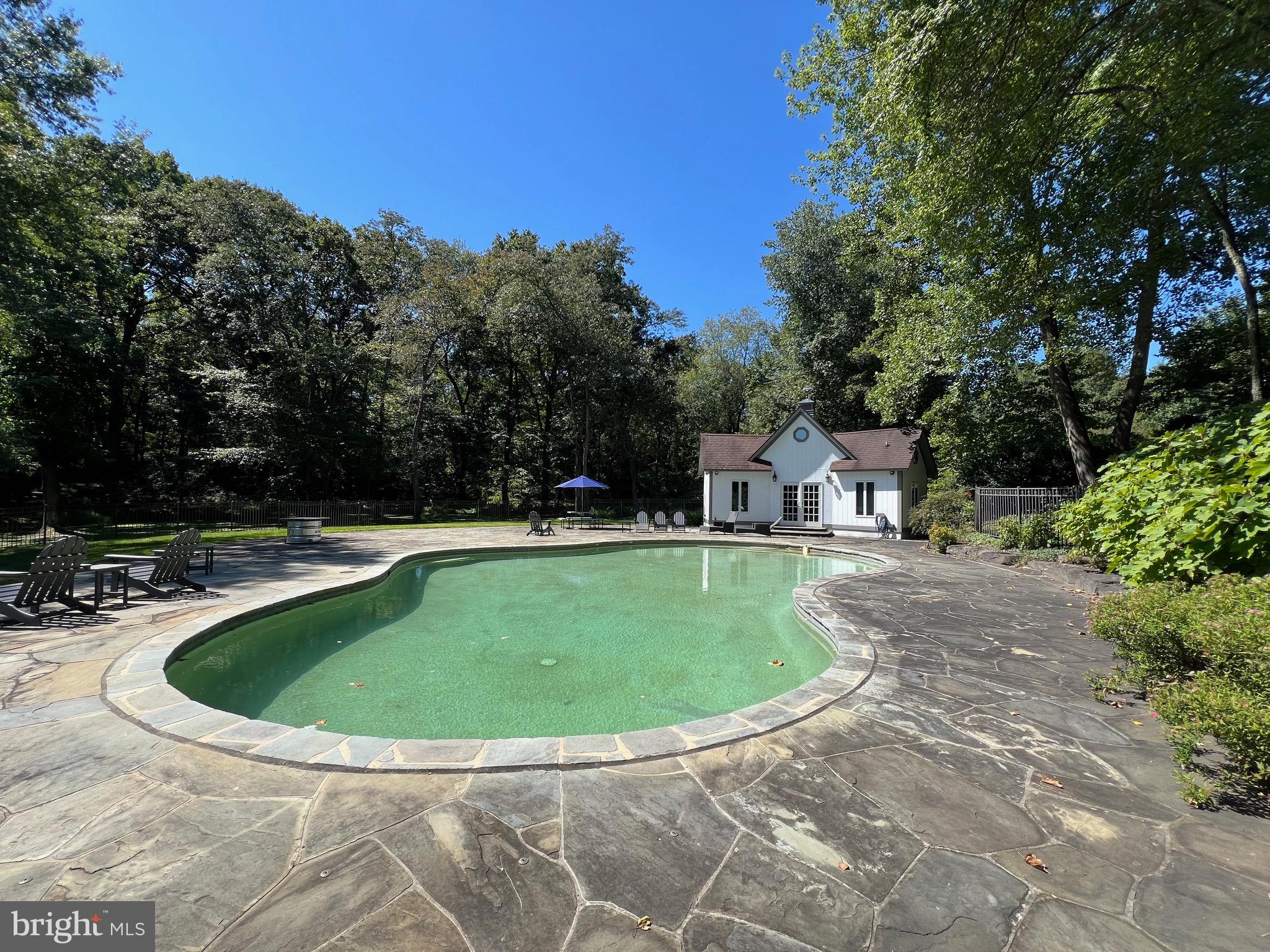 FLEETWOOD FARMS - Residential