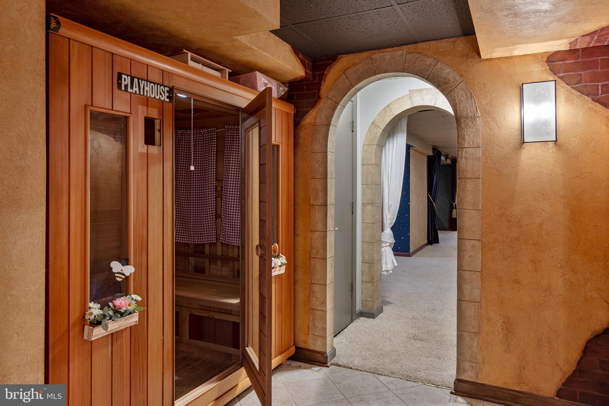 FLEETWOOD FARMS - Residential