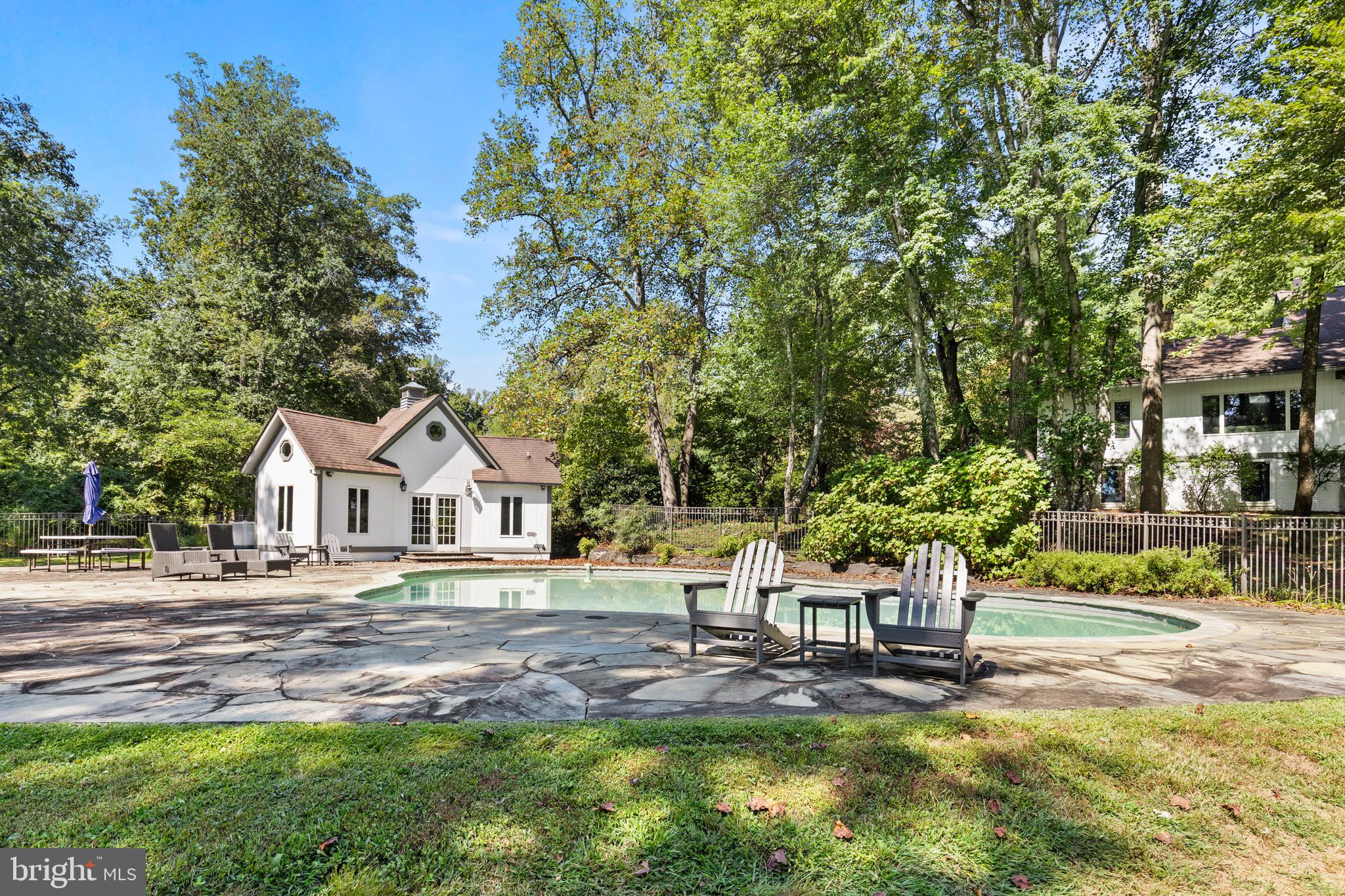 FLEETWOOD FARMS - Residential