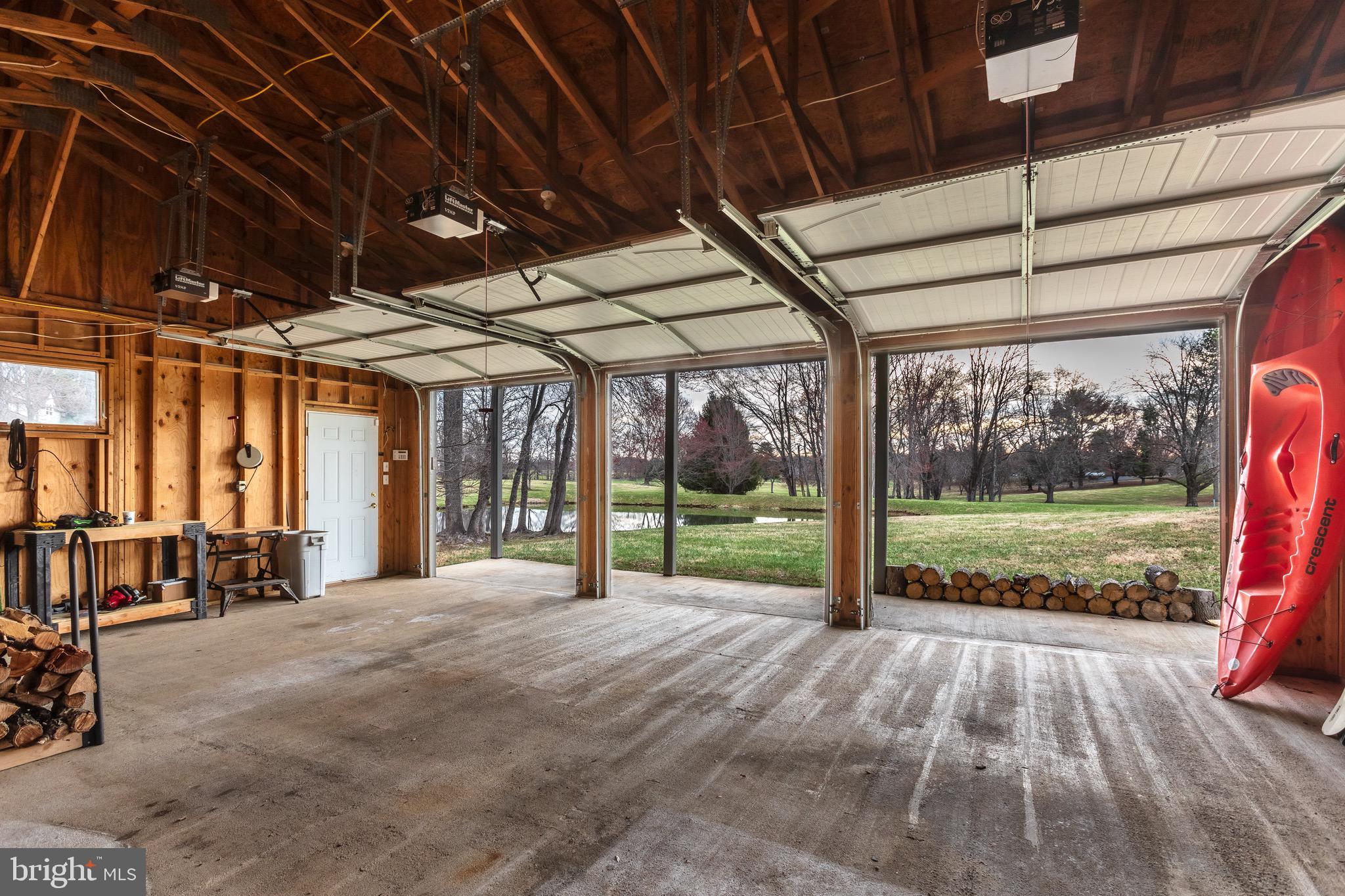 FLEETWOOD FARMS - Residential