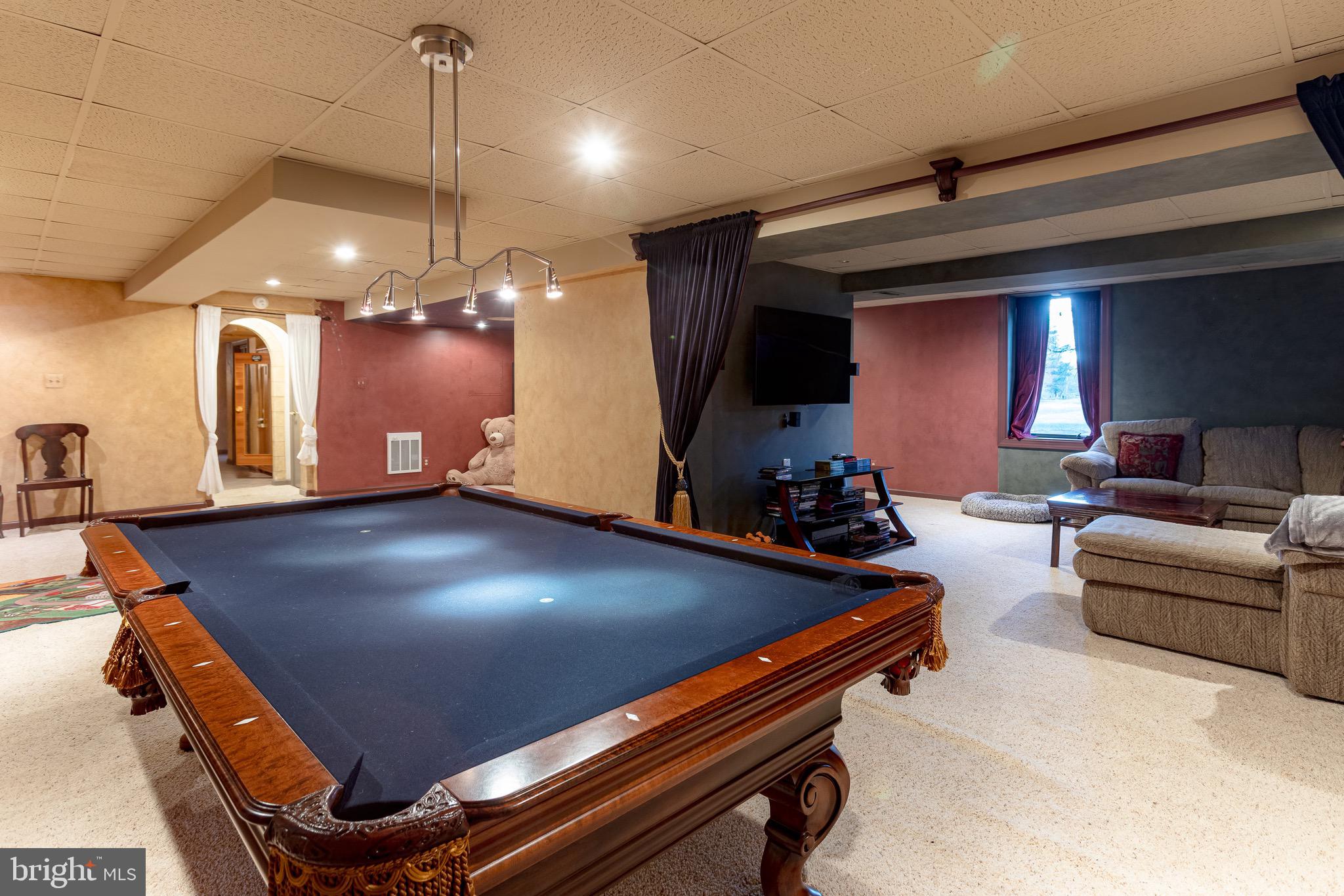 FLEETWOOD FARMS - Residential