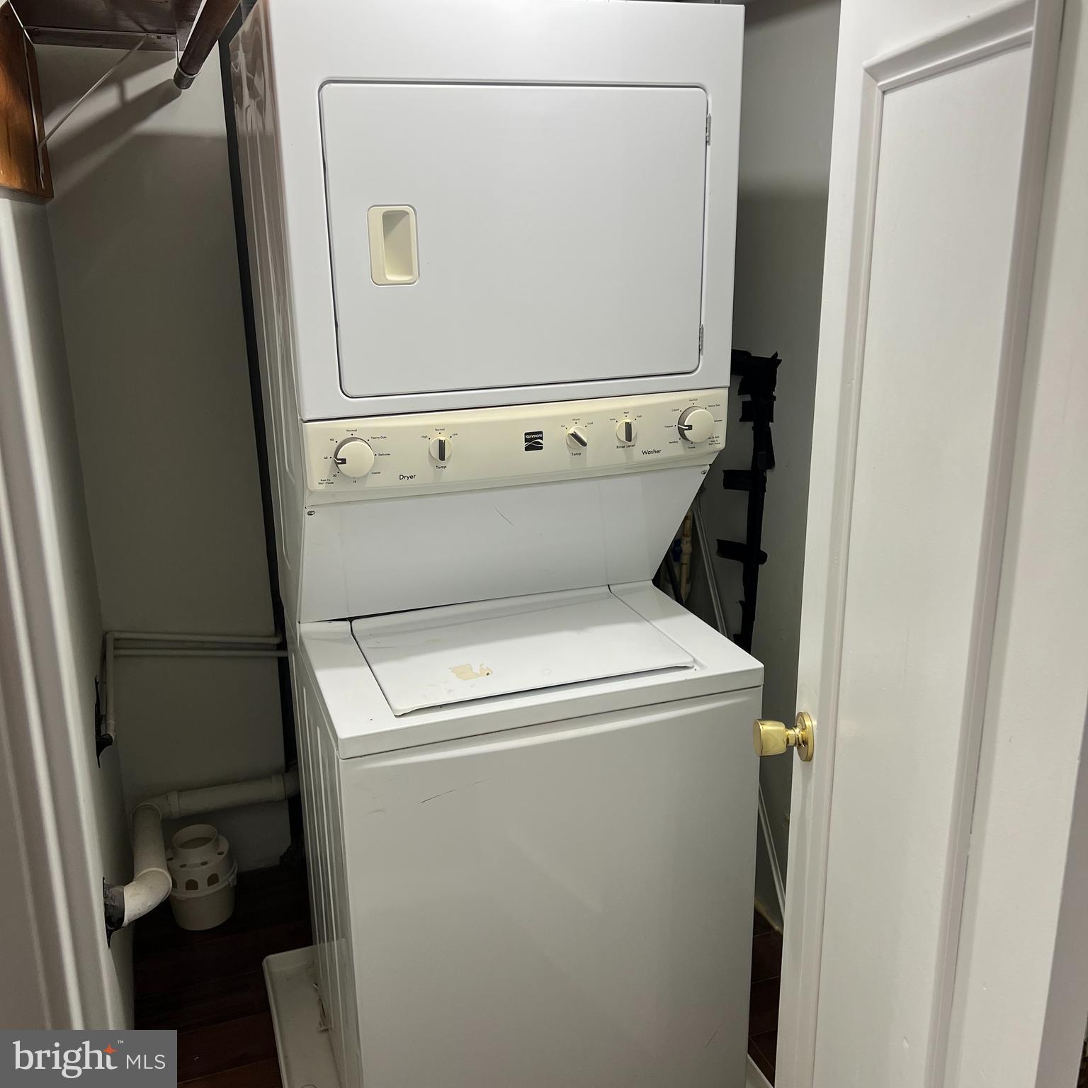 RESERVOIR HILL - Residential