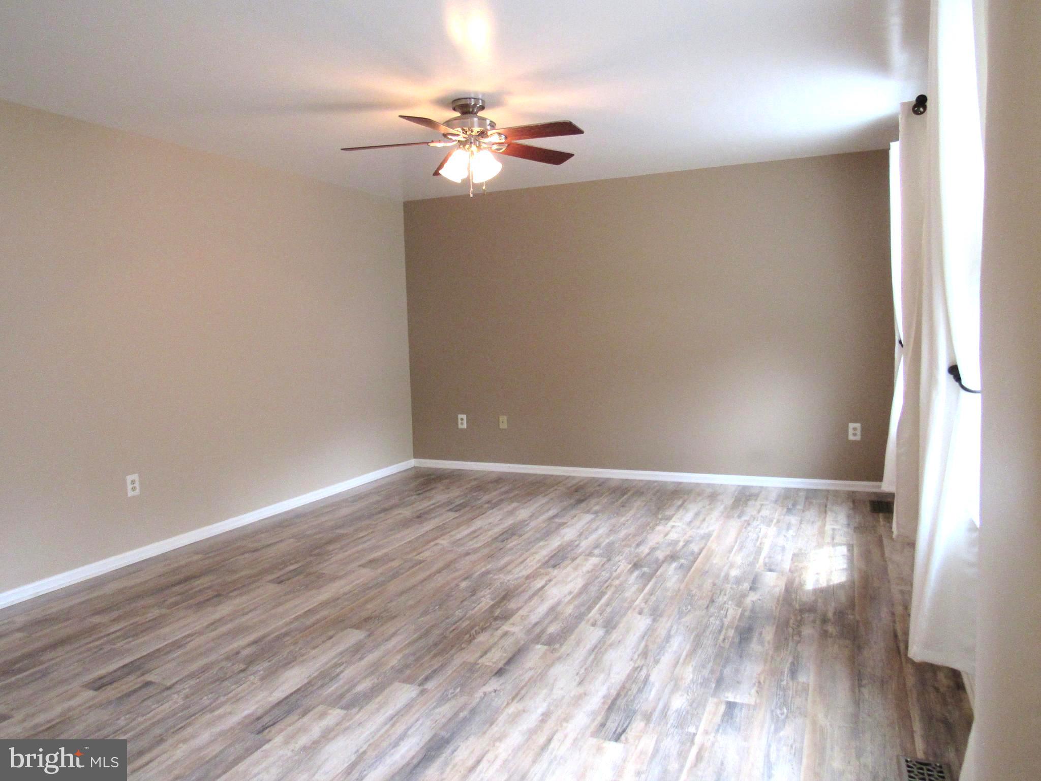 ELLENWOOD - Residential