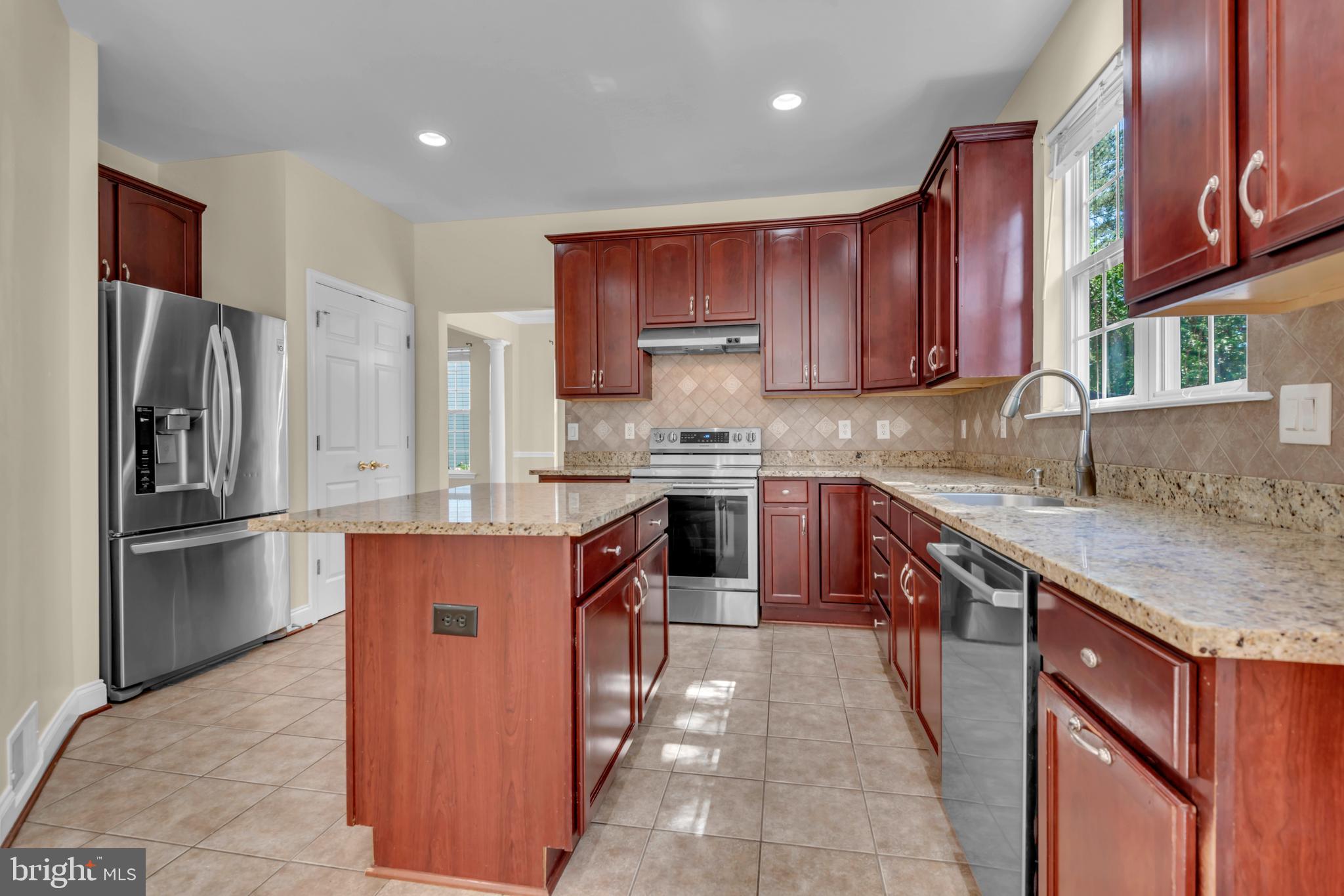 109 BRIARWOOD CIRCLE