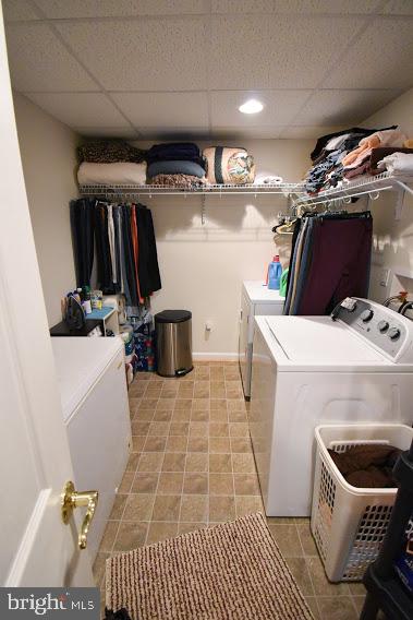 REDWOOD LAKES - Residential