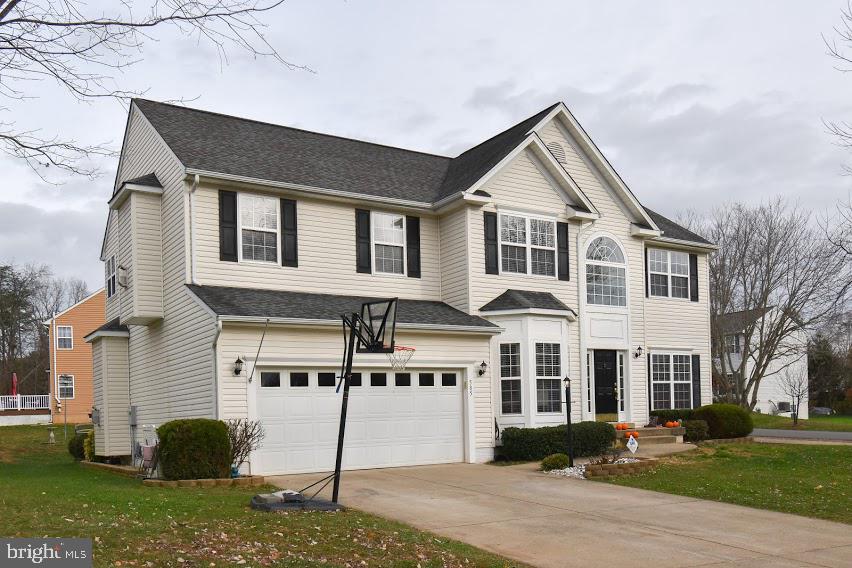 REDWOOD LAKES - Residential