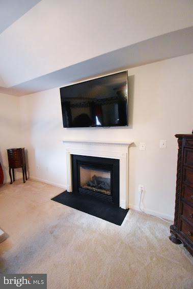 REDWOOD LAKES - Residential