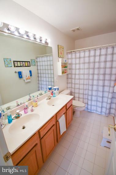 REDWOOD LAKES - Residential