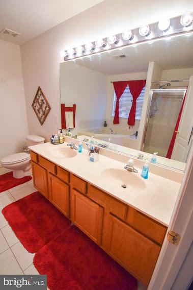 REDWOOD LAKES - Residential