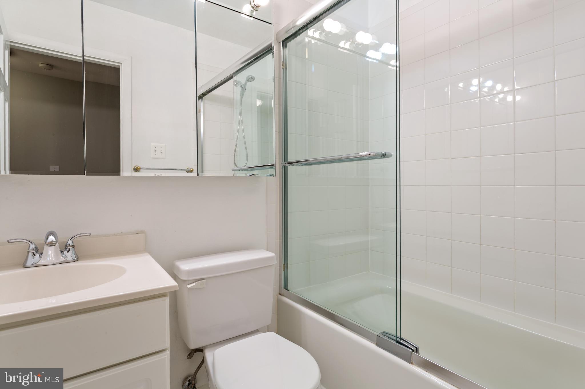 OAKWOOD KNOLLS - Residential