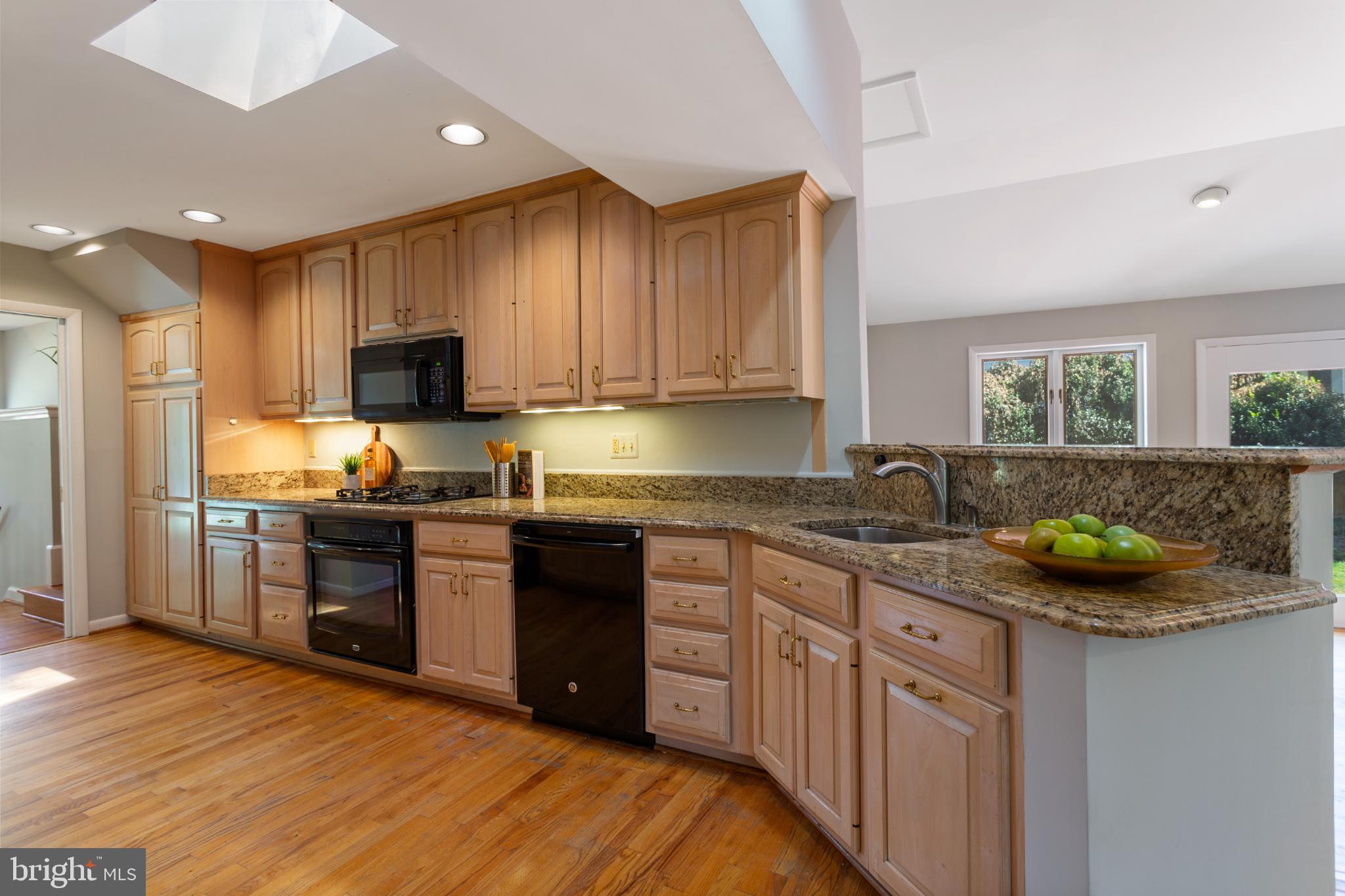 OAKWOOD KNOLLS - Residential