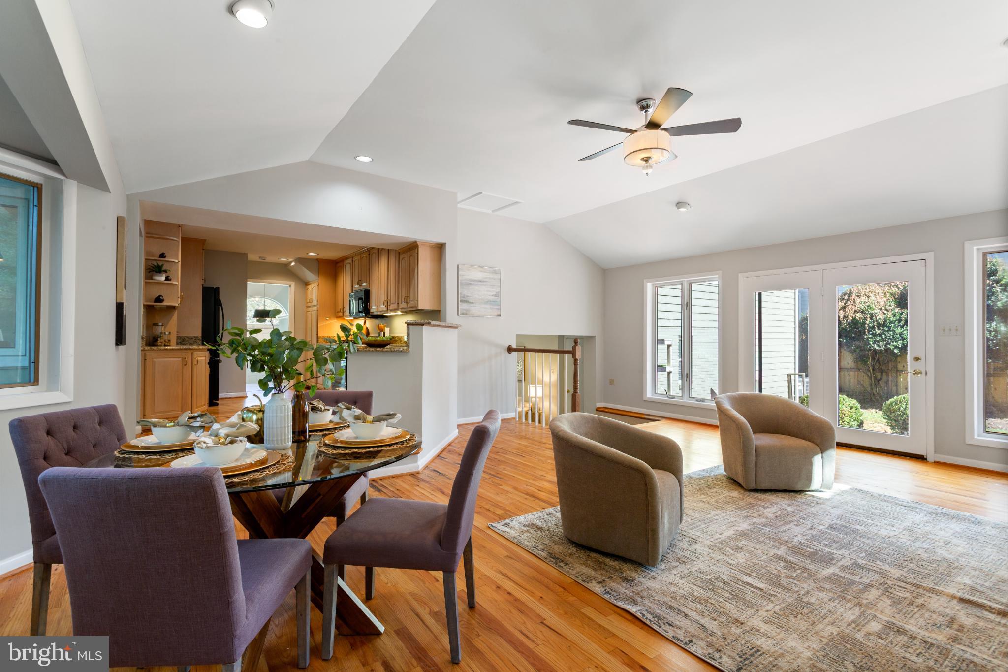 OAKWOOD KNOLLS - Residential