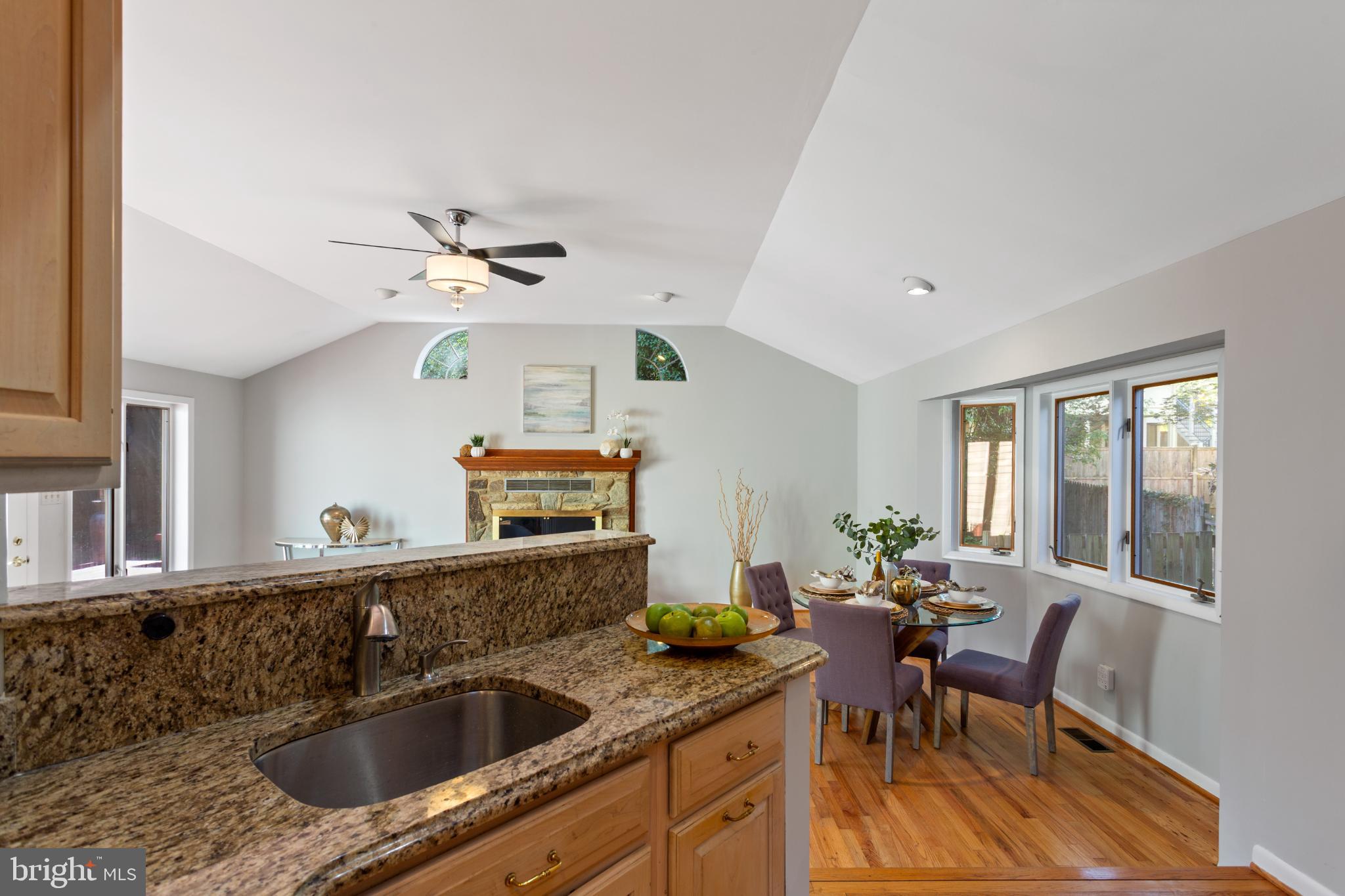 OAKWOOD KNOLLS - Residential