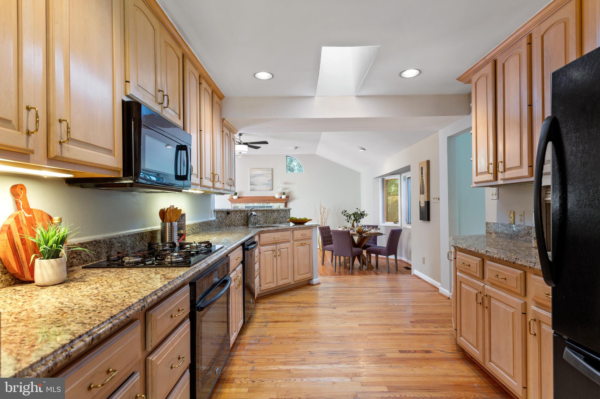 OAKWOOD KNOLLS - Residential