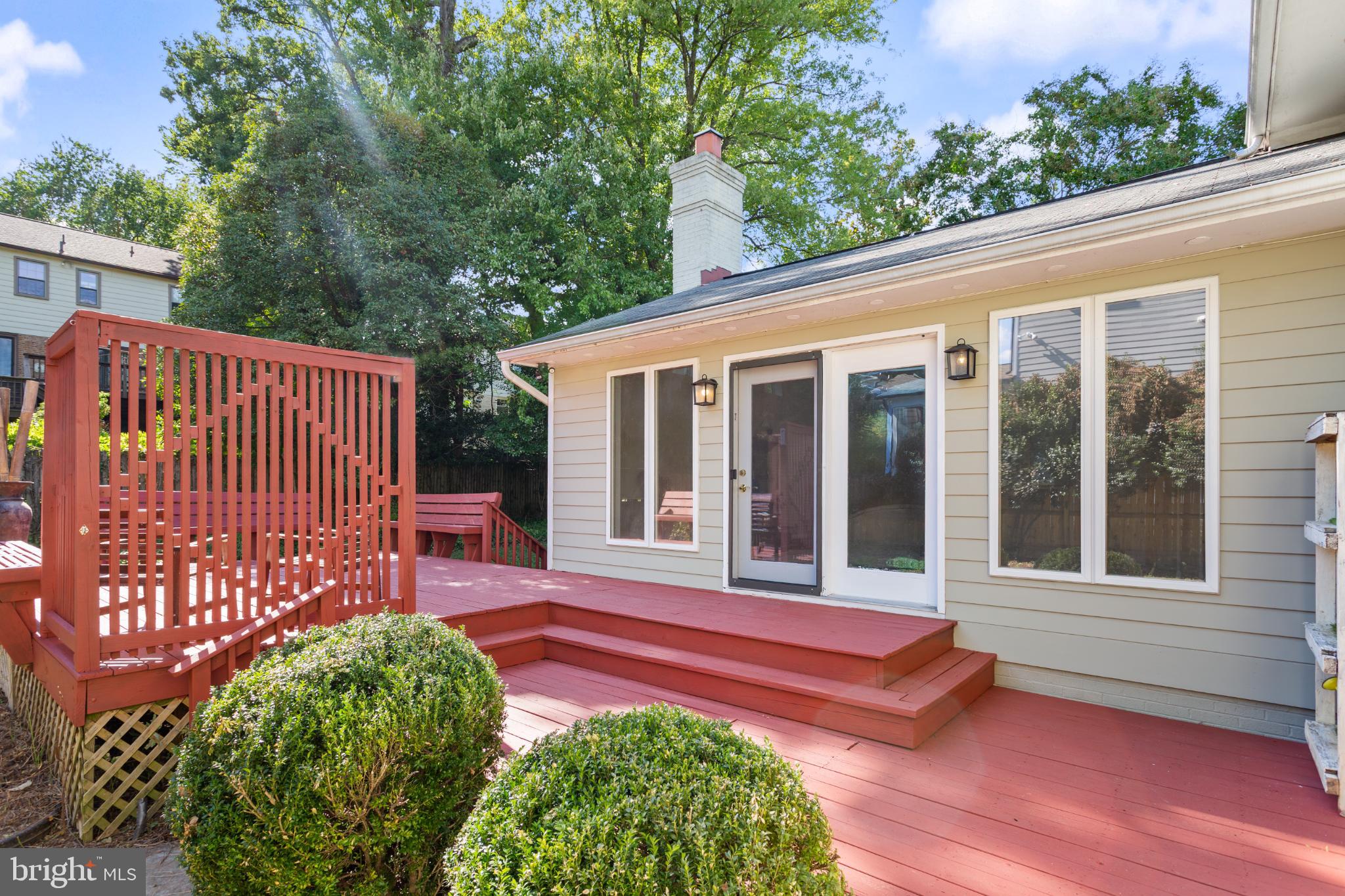 OAKWOOD KNOLLS - Residential