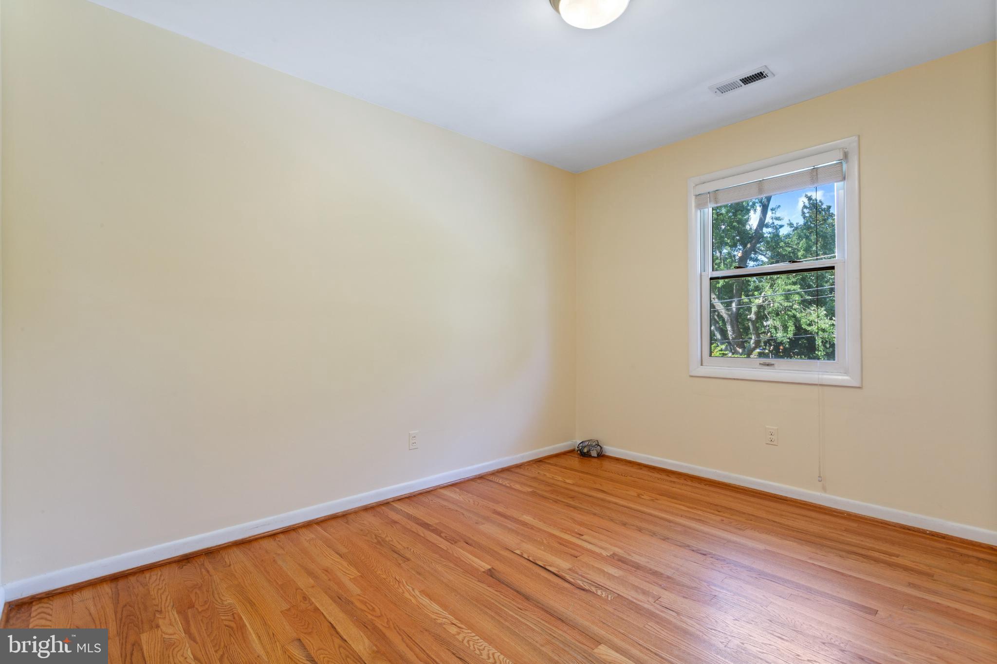 OAKWOOD KNOLLS - Residential