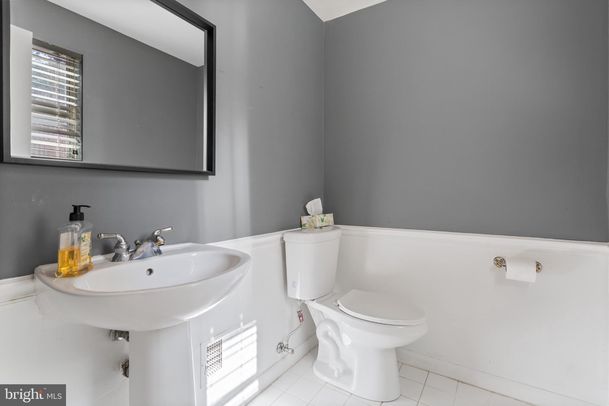 OAKWOOD KNOLLS - Residential