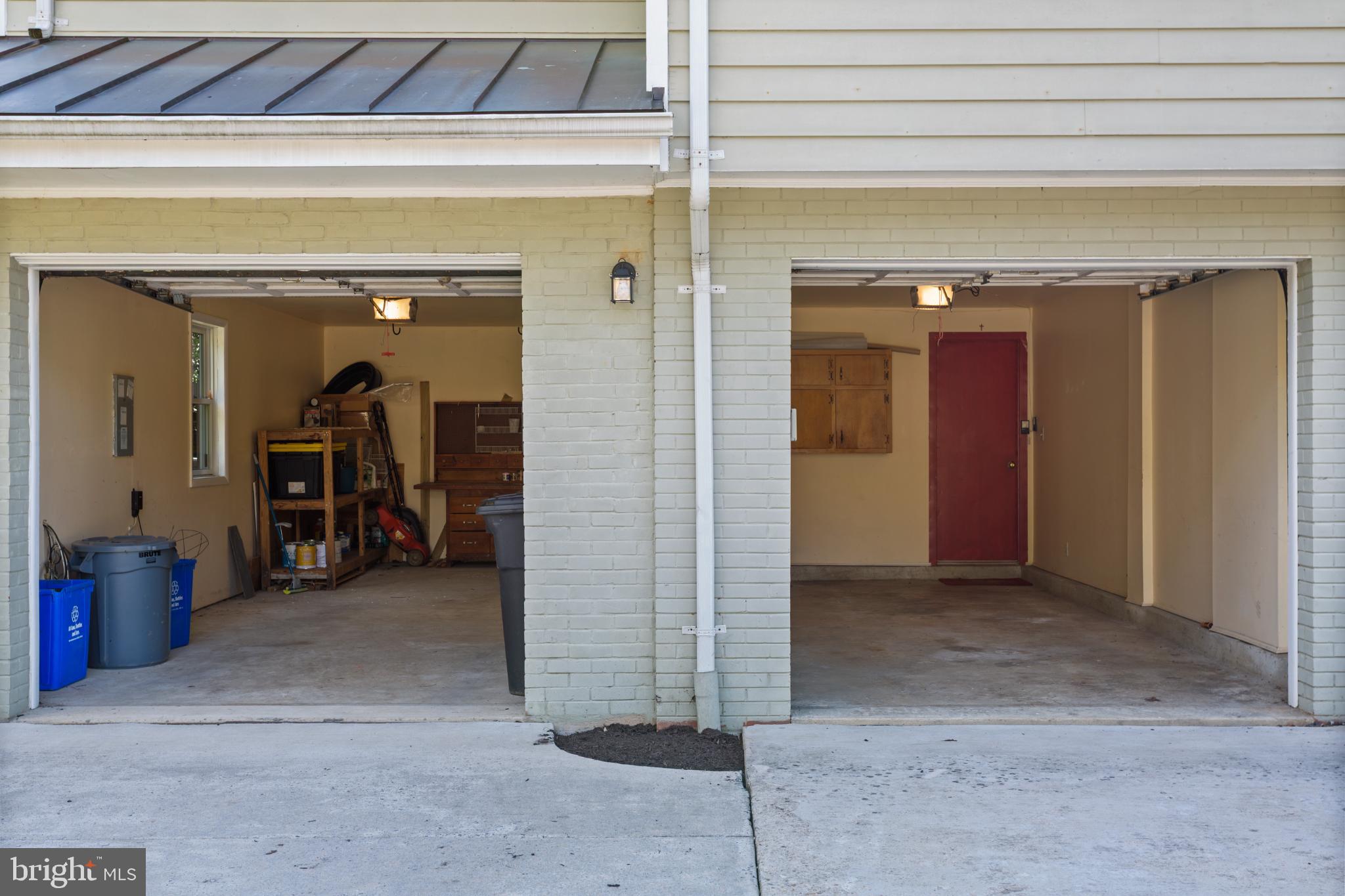 OAKWOOD KNOLLS - Residential