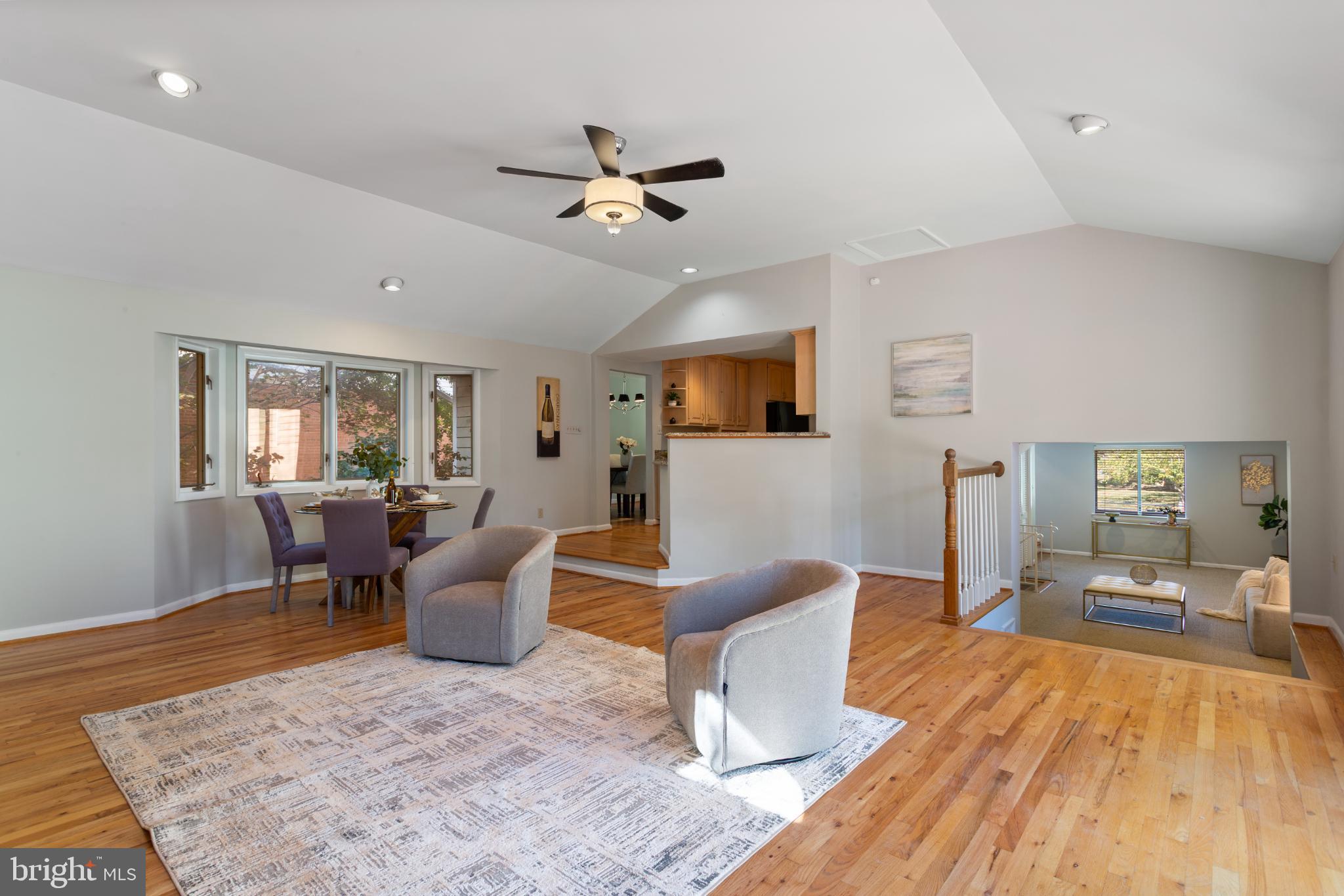 OAKWOOD KNOLLS - Residential