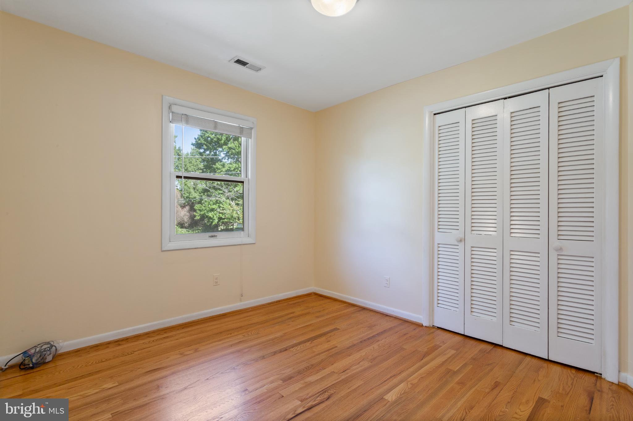 OAKWOOD KNOLLS - Residential