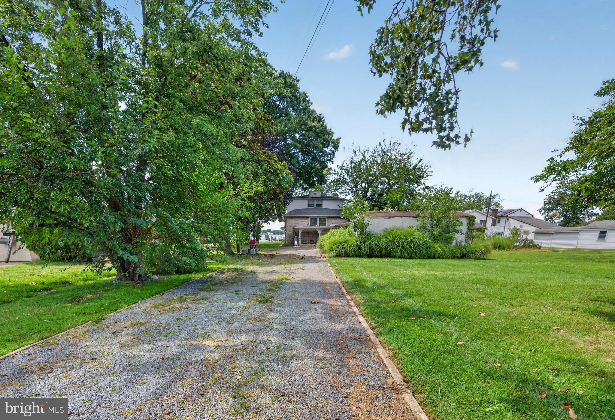 828 COLD SPRING ROAD