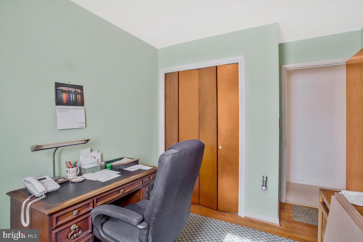 HILLMEADE MANOR - Residential