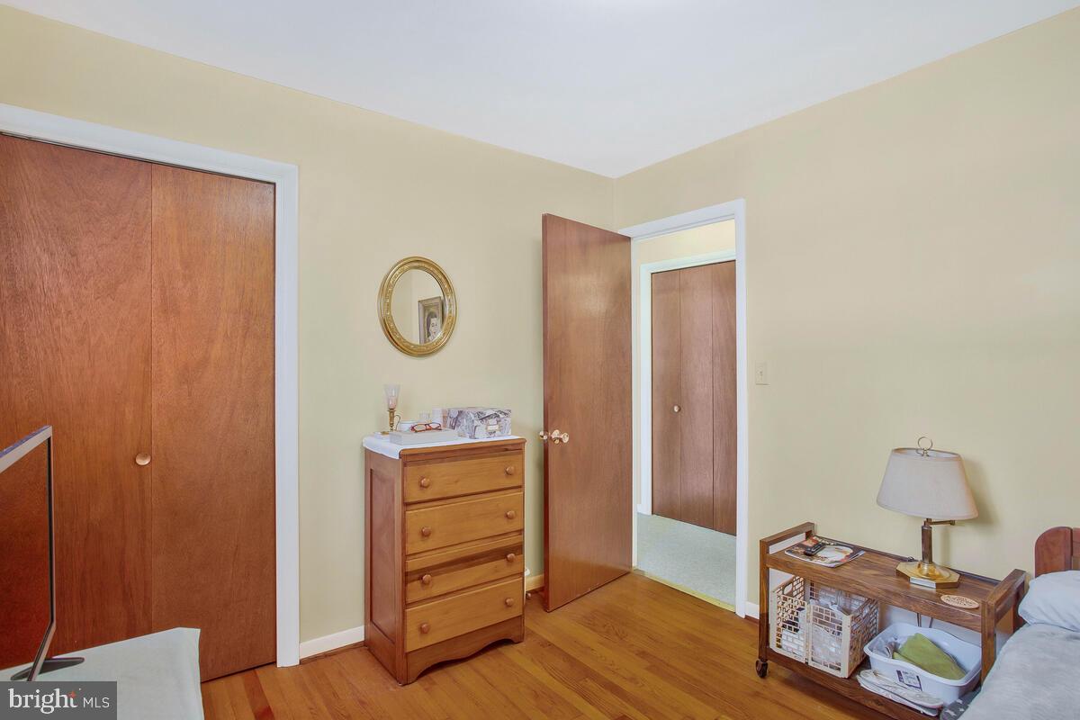 HILLMEADE MANOR - Residential